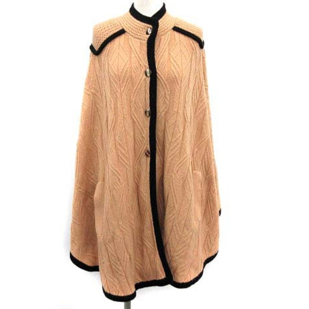 ⭐️ Marc by Marc Jacobs one size button front cape with toggle button sleeves